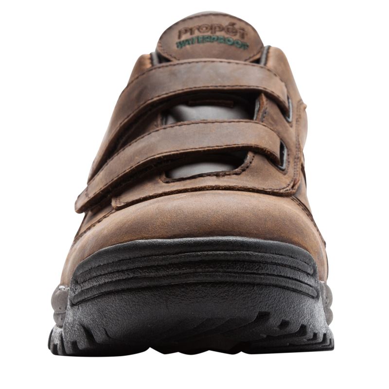 Propet Shoes Men's Cliff Walker Low Strap-Brown Crazy Horse