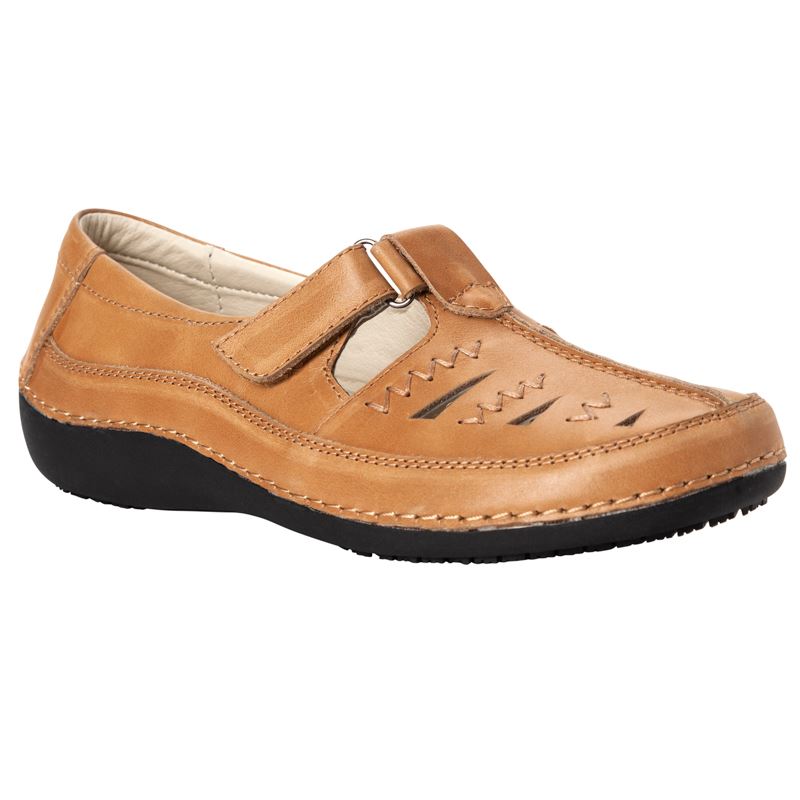 Propet Shoes Women's Clover-Oyster - Click Image to Close