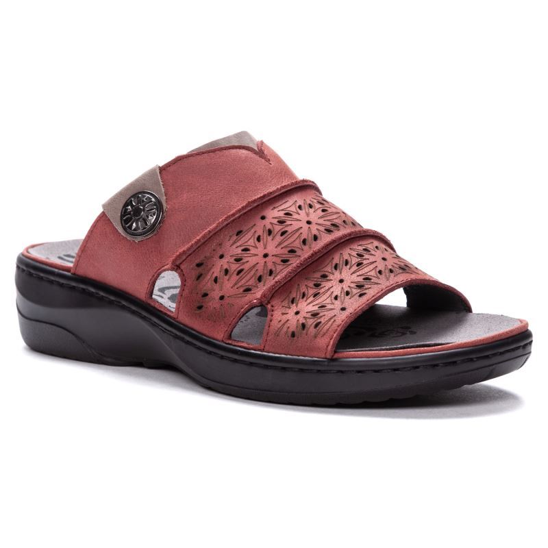 Propet Shoes Women's Gertie-Burgundy - Click Image to Close