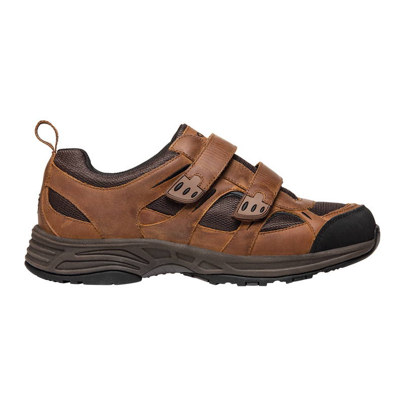 Propet Shoes Men's Connelly Strap-Brown