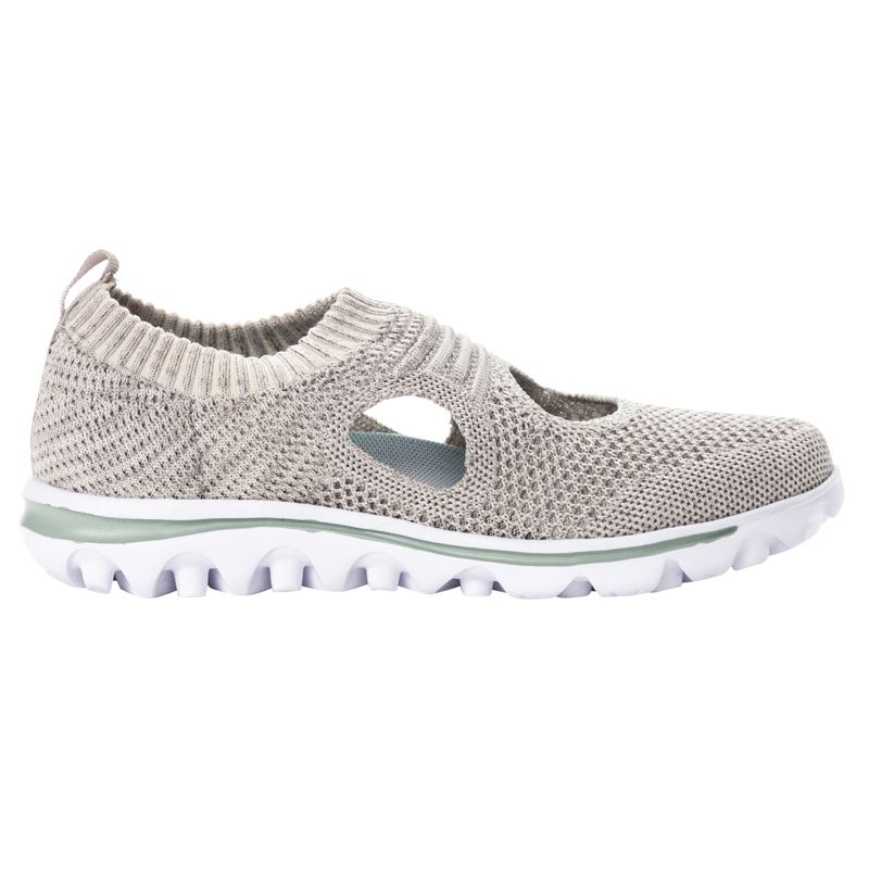 Propet Shoes Women's TraveActiv Avid-Lt Grey